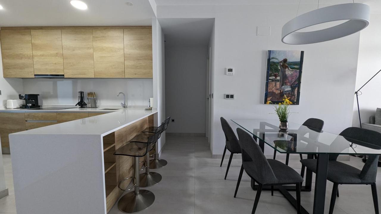 Sunset Waves Wow Apartment เบนิดอร์ม ภายนอก รูปภาพ