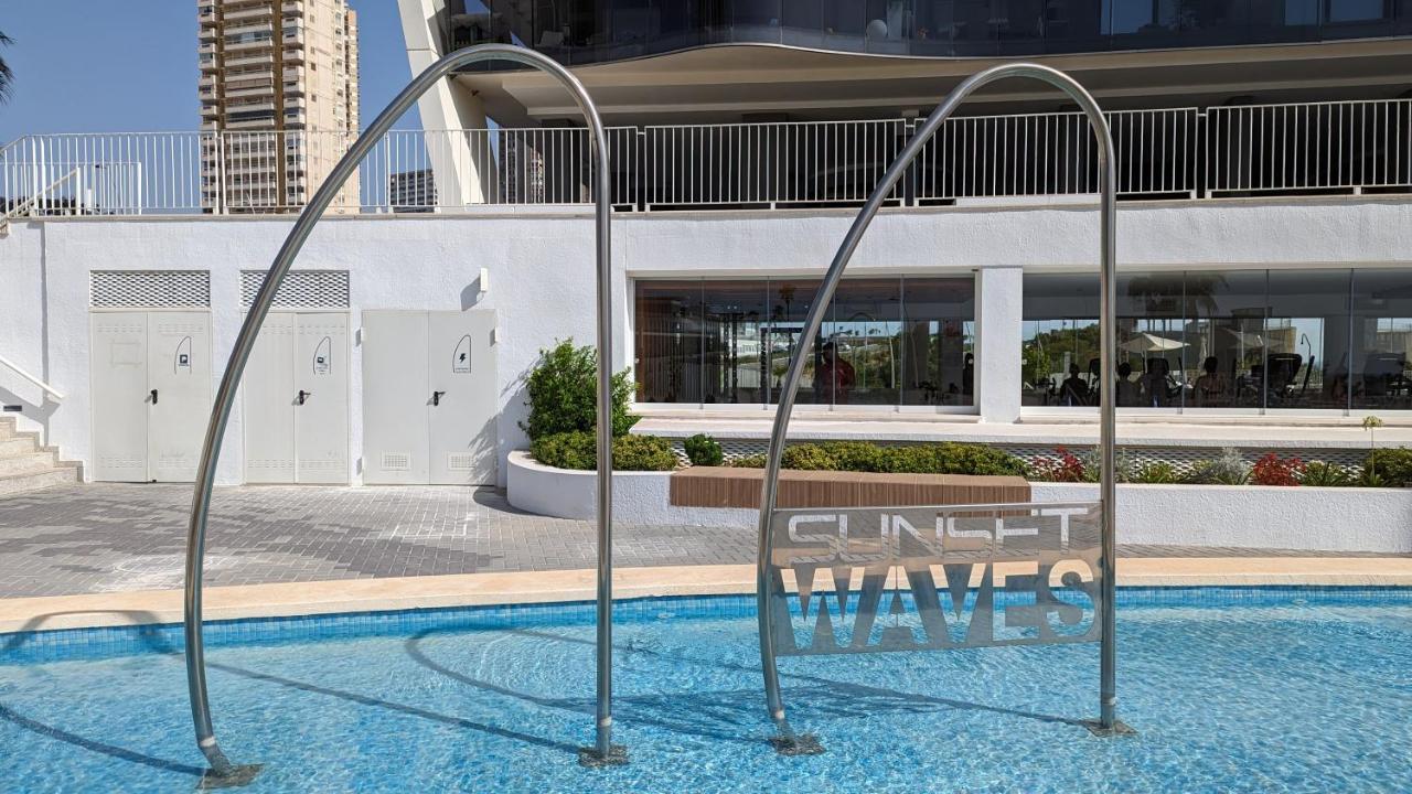 Sunset Waves Wow Apartment เบนิดอร์ม ภายนอก รูปภาพ